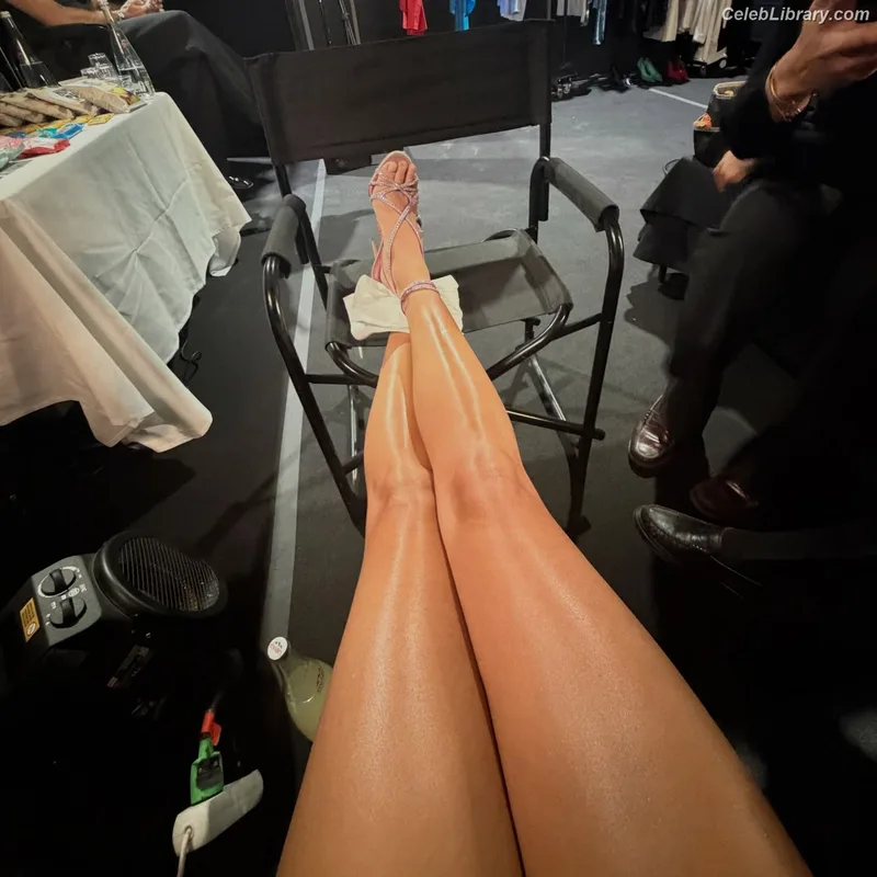 Dua Lipa photo 19 of 7804