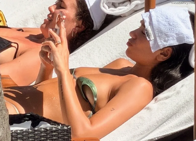 Dua Lipa photo 4 of 7804