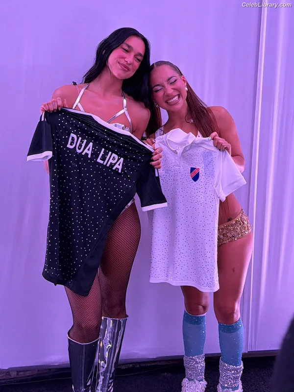 Dua Lipa photo 19 of 7804