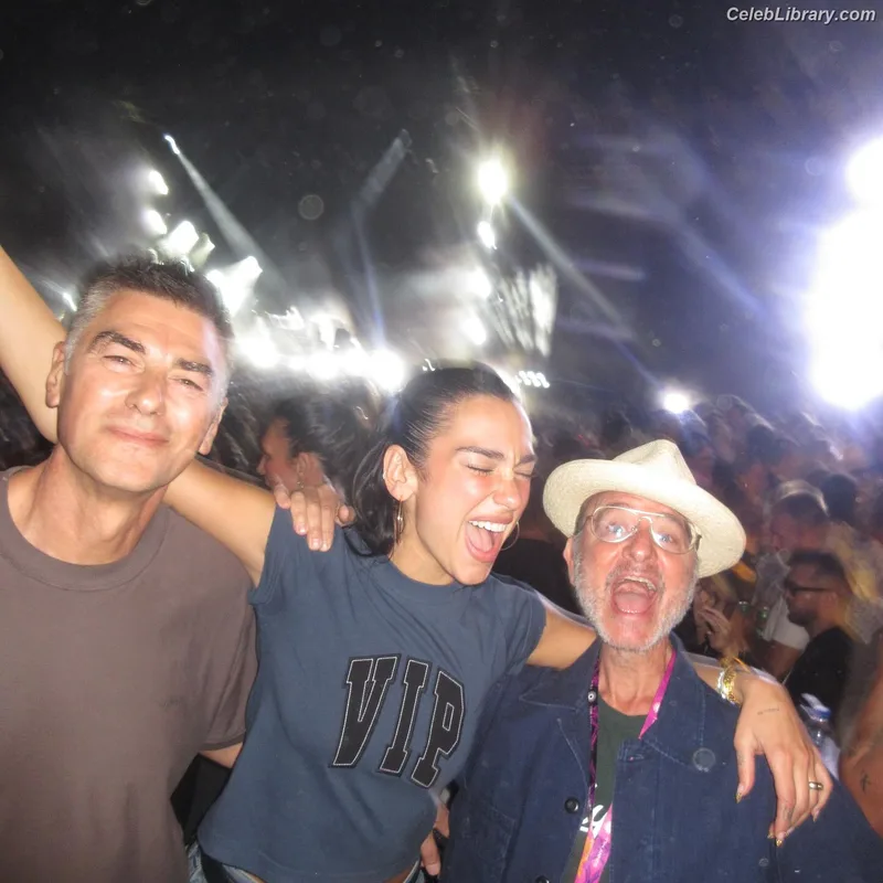 Dua Lipa photo 23 of 7804