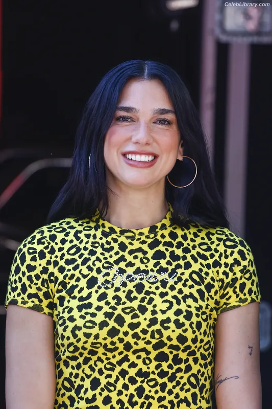 Dua Lipa photo 4 of 7804