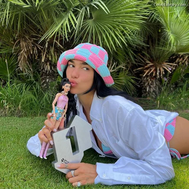 Dua Lipa photo 24 of 7804