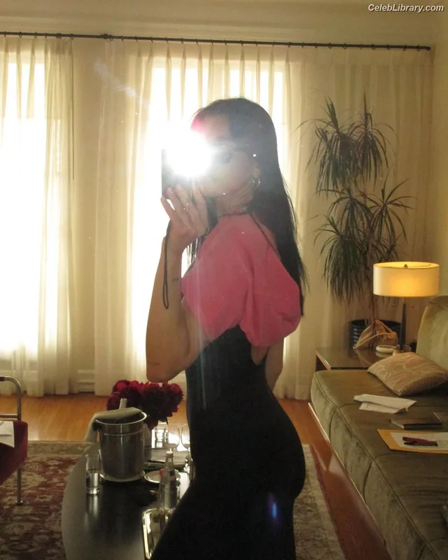 Dua Lipa photo 14 of 7804