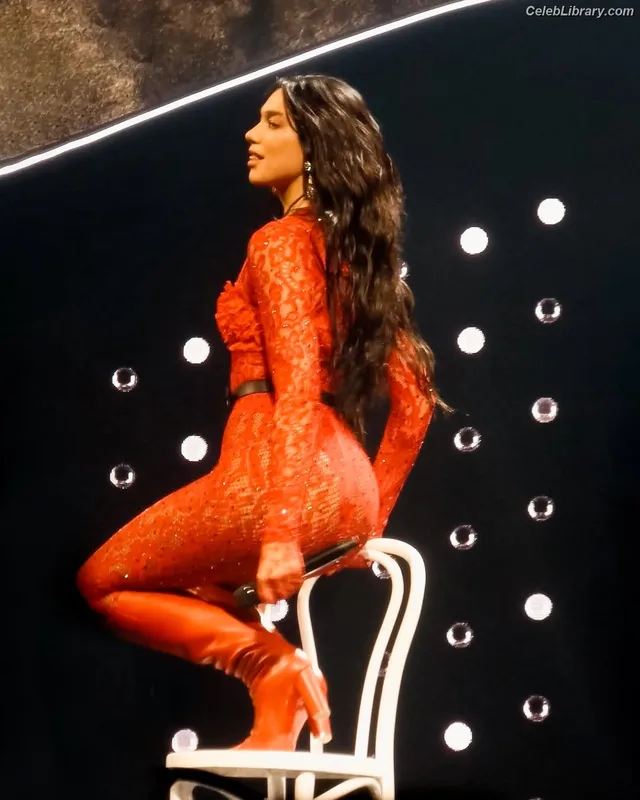 Dua Lipa photo 5 of 7804