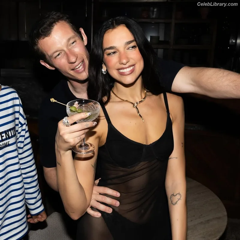 Dua Lipa photo 4 of 7804