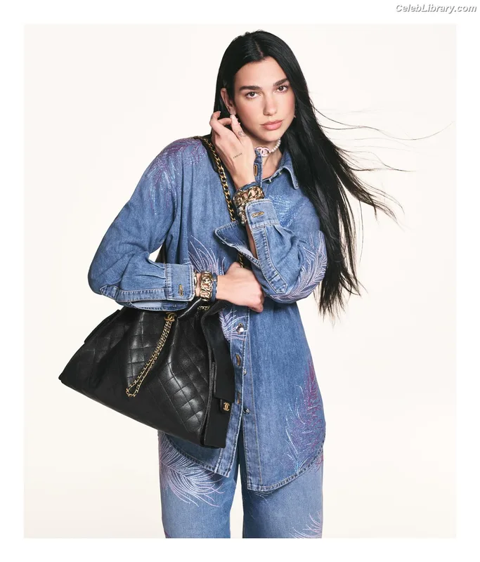 Dua Lipa photo 10 of 7804