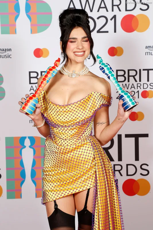 Dua Lipa photo 5 of 7804