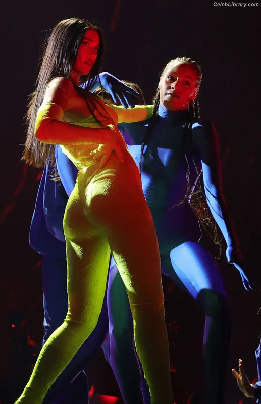 Dua Lipa photo 18 of 7804
