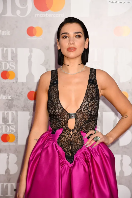 Dua Lipa photo 5 of 7804