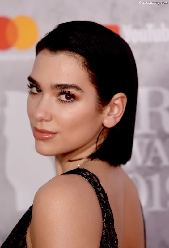 Dua Lipa photo 6 of 7804