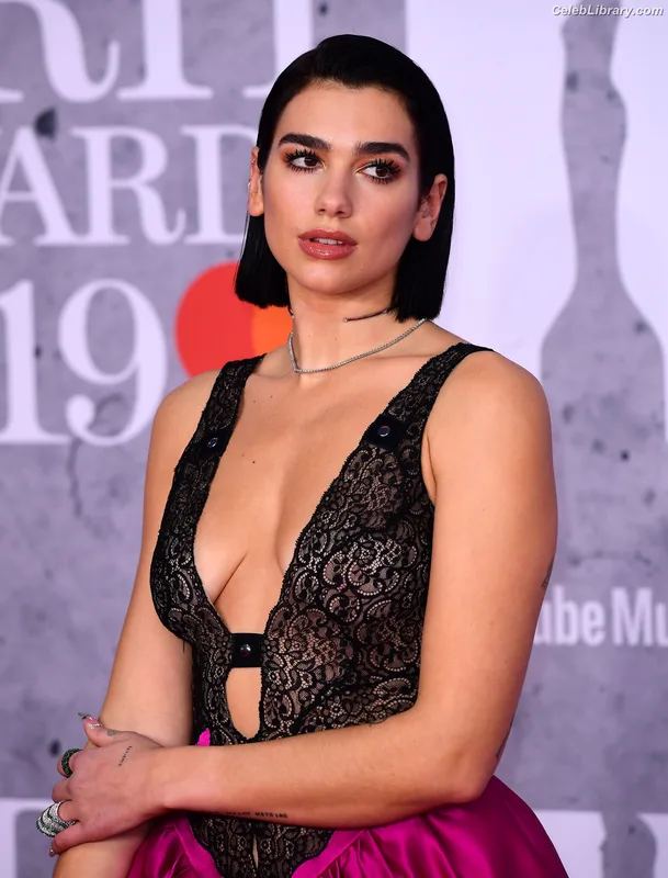 Dua Lipa photo 24 of 7804