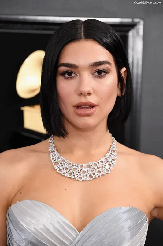 Dua Lipa photo 10 of 7804