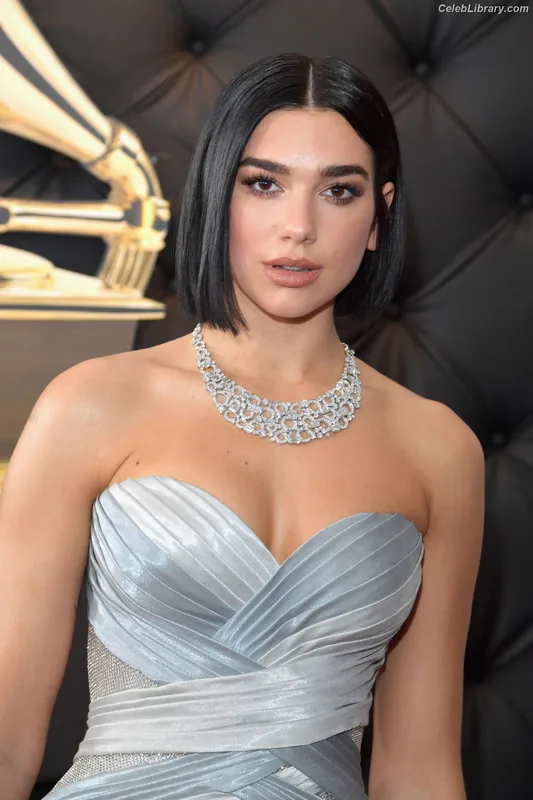 Dua Lipa photo 16 of 7804