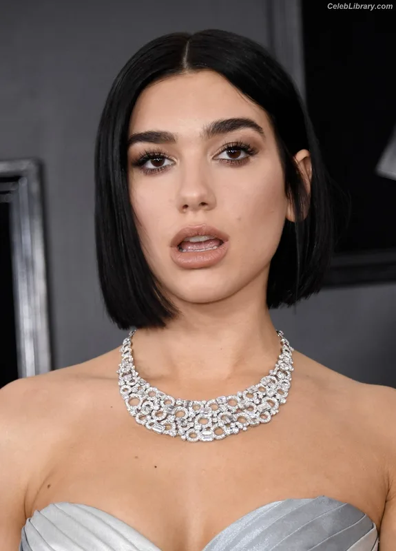 Dua Lipa photo 20 of 7804