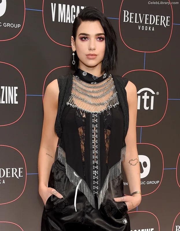 Dua Lipa photo 5 of 7804