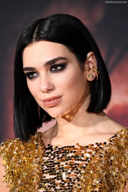 Dua Lipa photo 16 of 7804