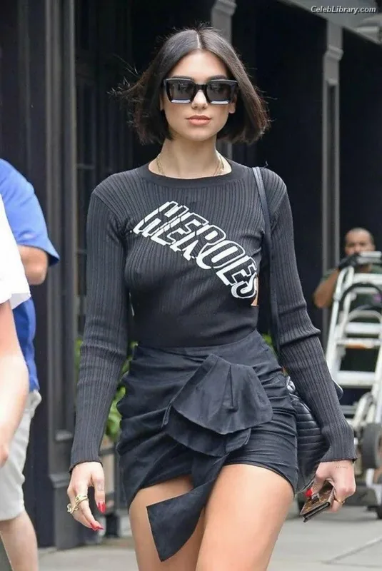 Dua Lipa photo 23 of 7804