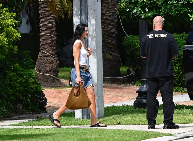 Dua Lipa photo 6 of 7804