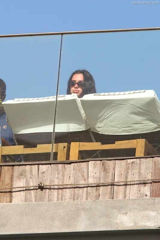 Dua Lipa photo 4 of 7804