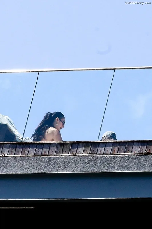 Dua Lipa photo 6 of 7804