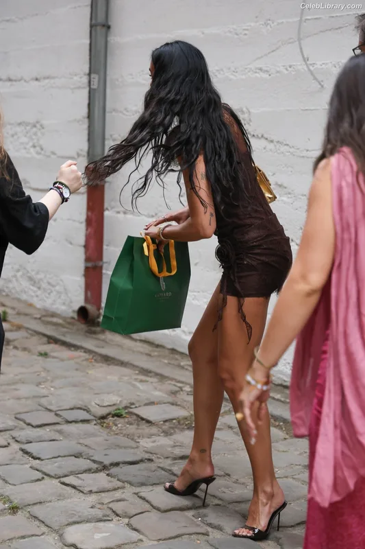 Dua Lipa photo 7 of 7804