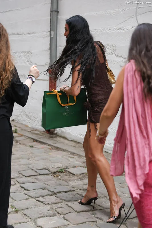 Dua Lipa photo 21 of 7804