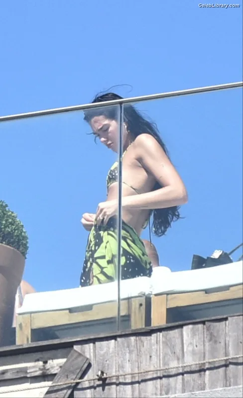 Dua Lipa photo 7 of 7804