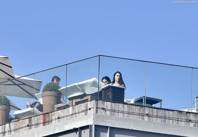 Dua Lipa photo 7 of 7804