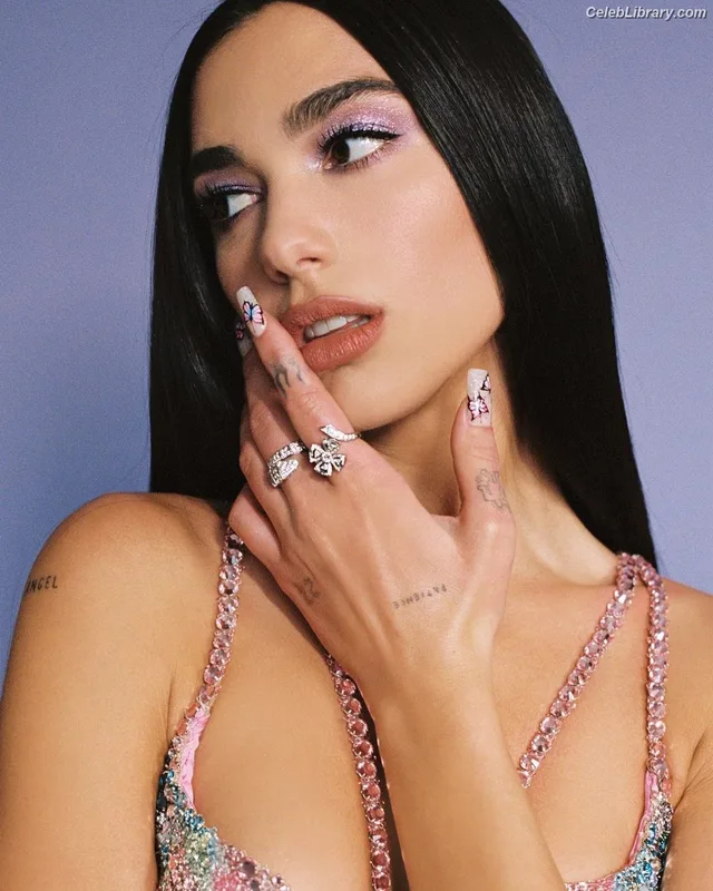 Dua Lipa photo 16 of 7804