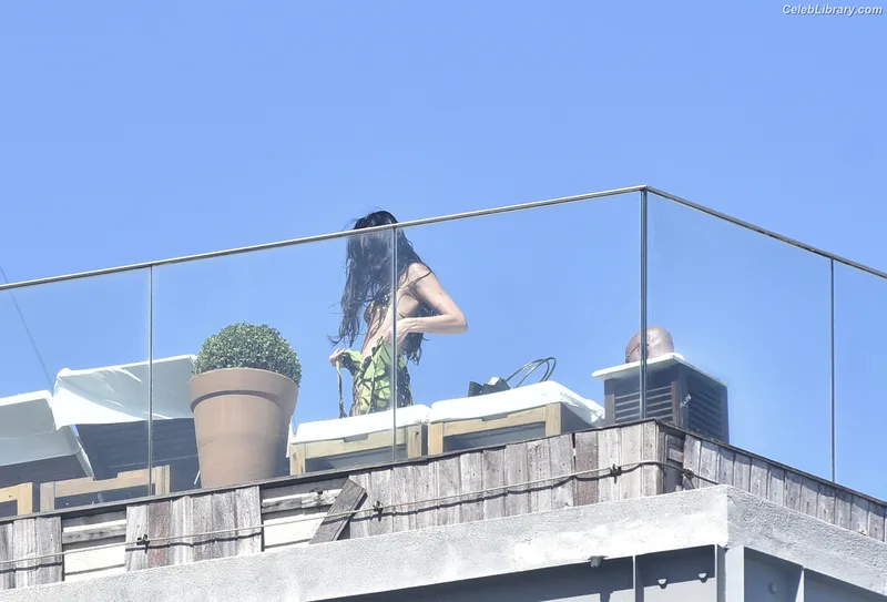 Dua Lipa photo 18 of 7804