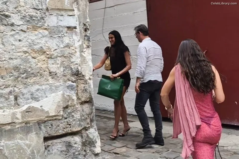 Dua Lipa photo 20 of 7804