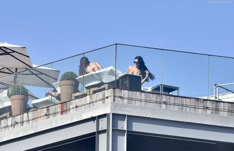 Dua Lipa photo 12 of 7804