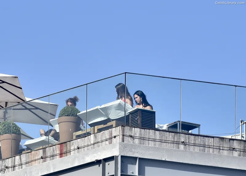 Dua Lipa photo 6 of 7804