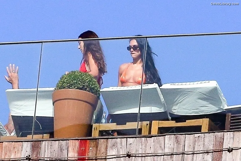Dua Lipa photo 18 of 7804