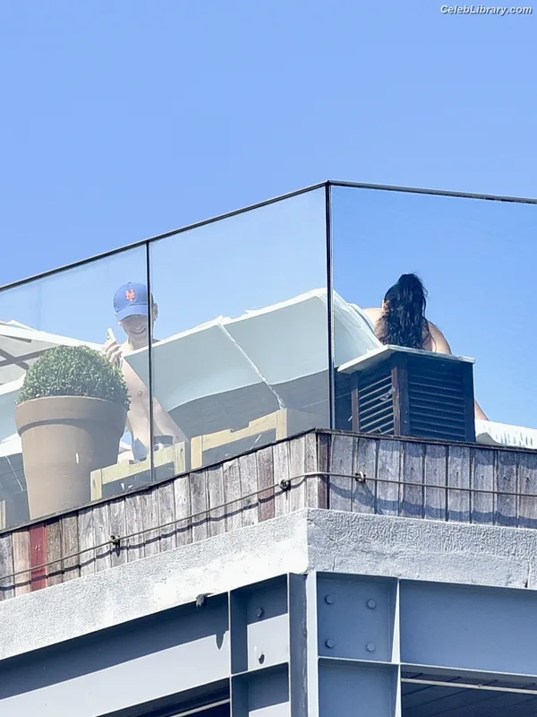 Dua Lipa photo 19 of 7804
