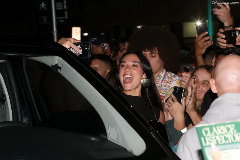Dua Lipa photo 22 of 7804