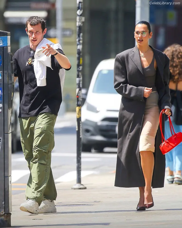 Dua Lipa photo 6 of 7804