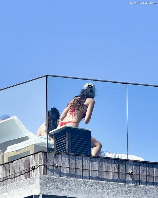 Dua Lipa photo 7 of 7804