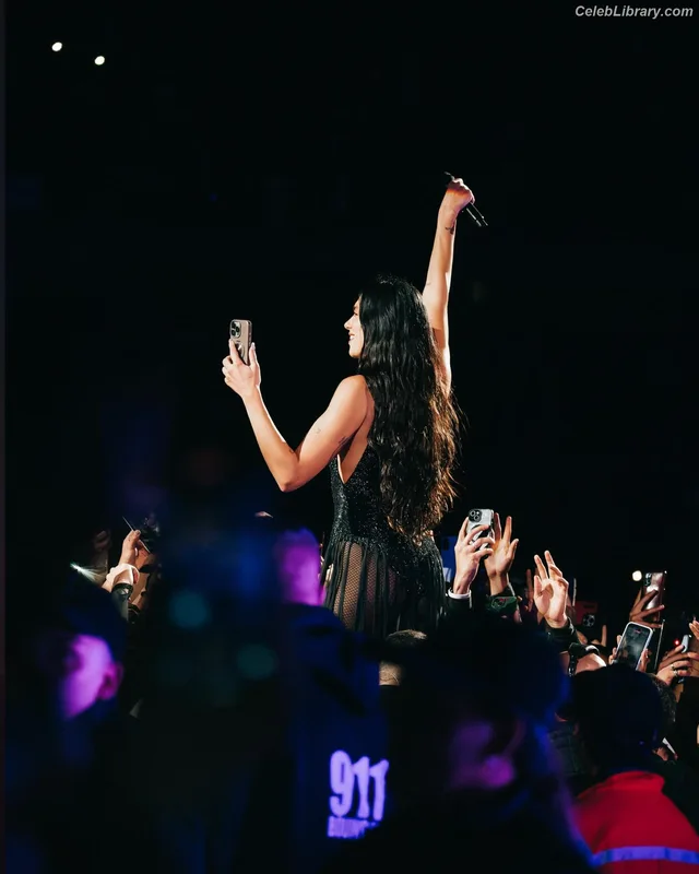 Dua Lipa photo 20 of 7804