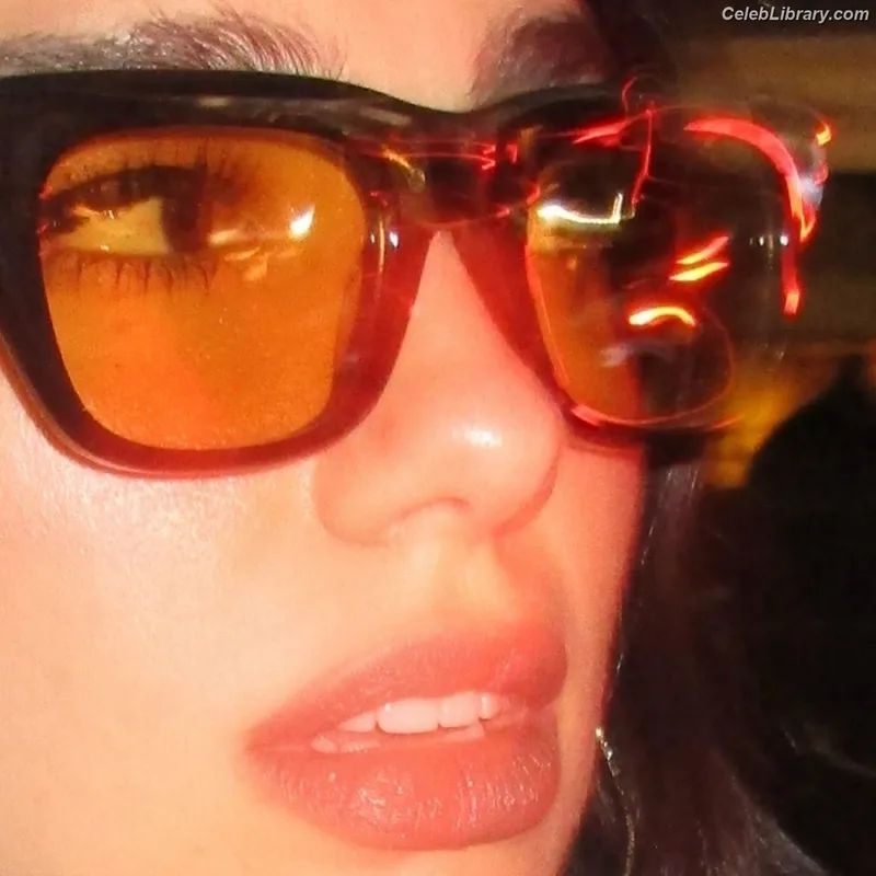 Dua Lipa photo 21 of 7804