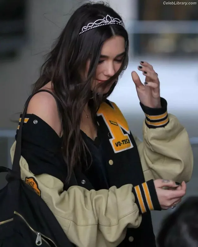 Dua Lipa photo 4 of 7804
