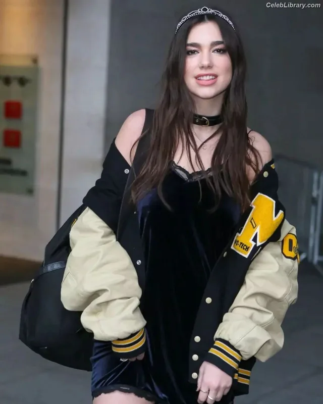 Dua Lipa photo 6 of 7804