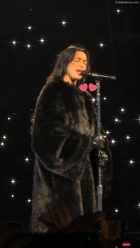 Dua Lipa photo 4 of 7804