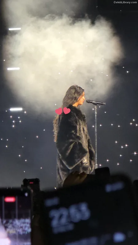 Dua Lipa photo 5 of 7804