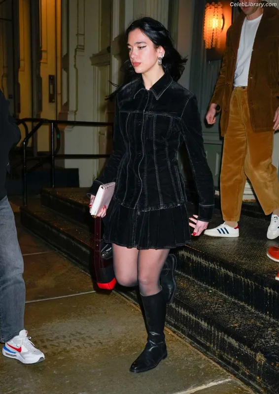 Dua Lipa photo 5 of 7804