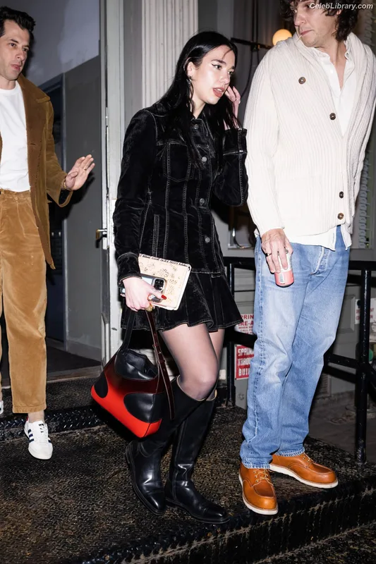Dua Lipa photo 6 of 7804