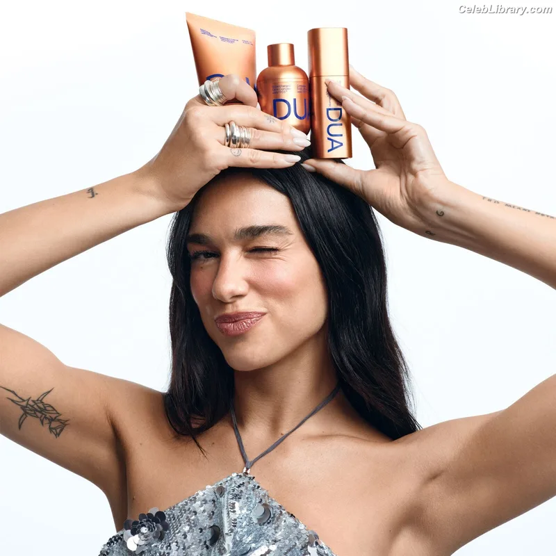 Dua Lipa photo 8 of 7804