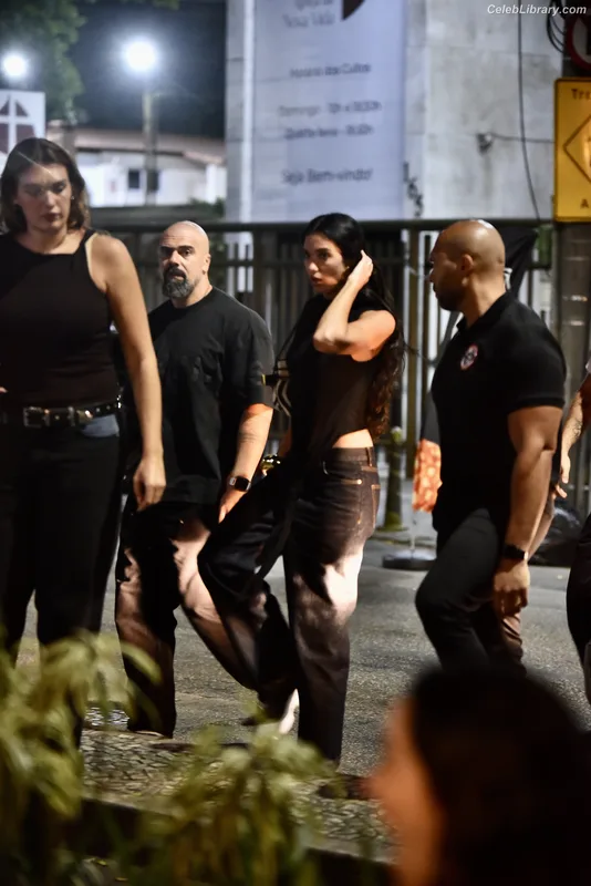 Dua Lipa photo 16 of 7804