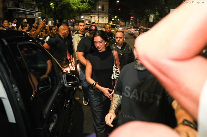 Dua Lipa photo 23 of 7804