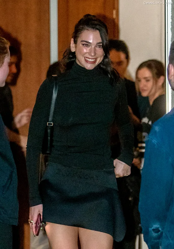 Dua Lipa photo 9 of 7804
